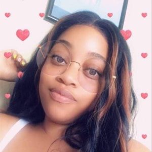 Meet your Posher, Breanna